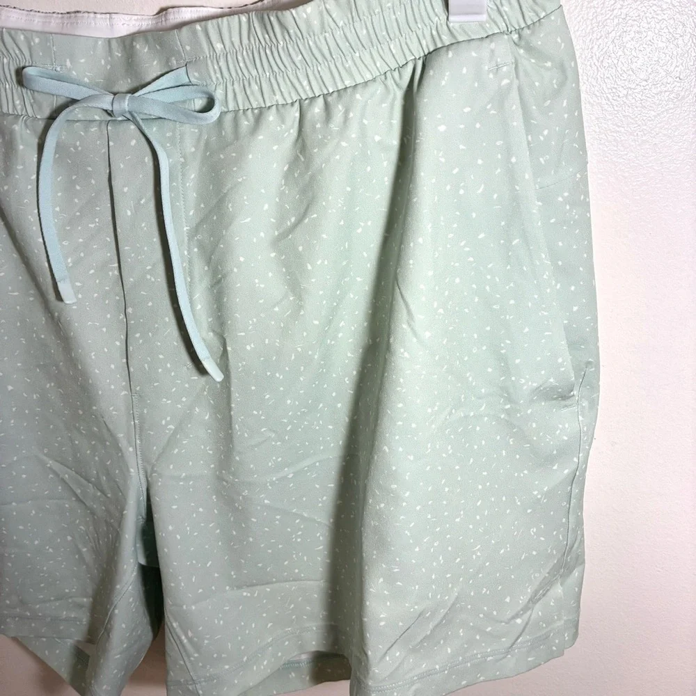 Lululemon Channel Cross Swim Short, 5